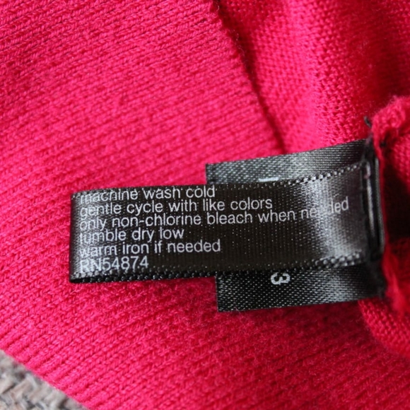 Fuscia pink ruched button down cotton sweater - Picture 8 of 9